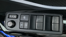 Toyota C-HR 1.8 Hybrid Design 5dr CVT Hybrid Hatchback